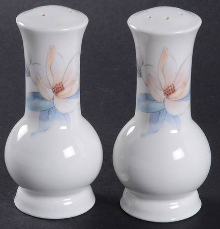 Floating Garden Salt & Pepper Set