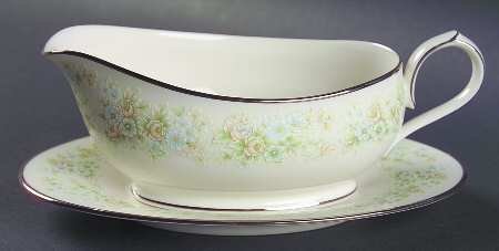 Flower Maid Gravy Boat & Underplate/Relish