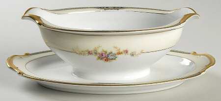Floreal Gravy Boat with Attached Underplate