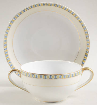 Florencia Flat Bouillon Cup & Saucer