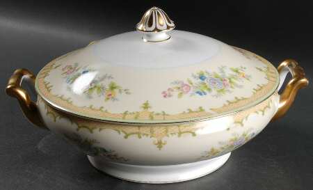 Florimont Round Covered Vegetable