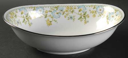 Flourish 10" Oval Vegetable Bowl