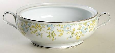 Flourish Round Vegetable No Lid