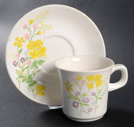 Flower Power Flat Cup & Saucer Set