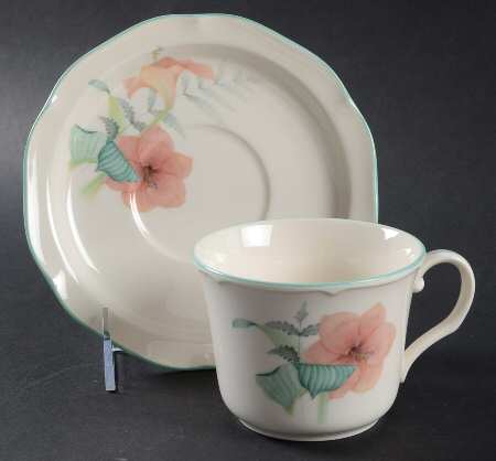 Floral Song Flat Cup & Saucer Set