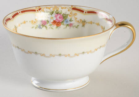 Fondale Footed Cup