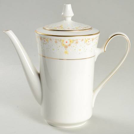 Fragrance Coffee Pot & Lid by Noritake