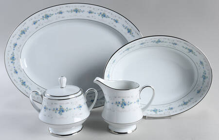 Frolic 5 Piece Hostess Set