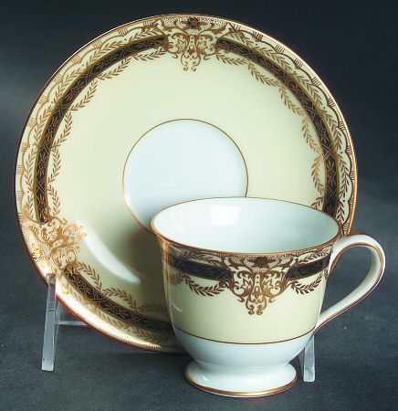 Gacahad Black Footed Demitasse Cup & Saucer Set