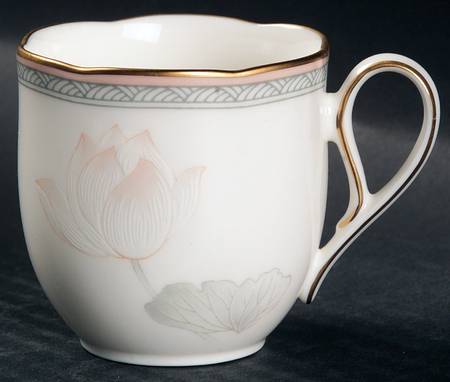 Garden Empress Flat Demitasse Cup