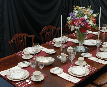 Gallery 45 Piece Estate Set