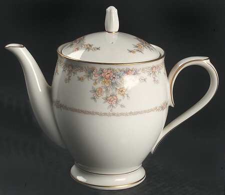 Gallery Teapot & Lid