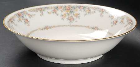 Gallery 9" Round Vegetable Bowl