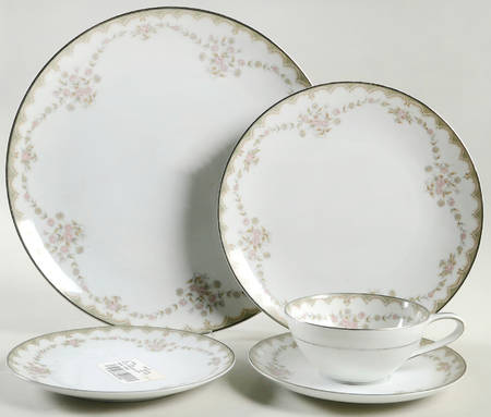 Garland 5 Piece Place Setting
