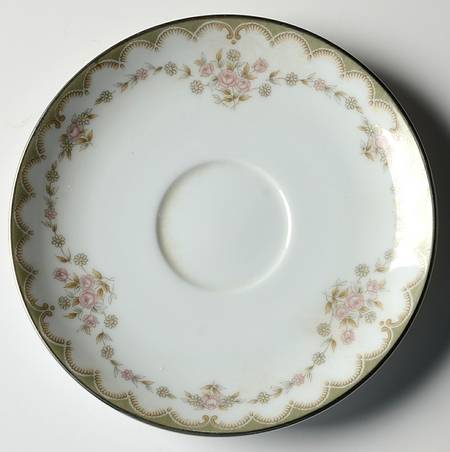 Garland Saucer