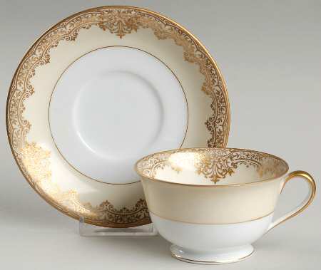 Garland Footed Cup & Saucer Set