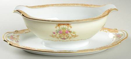 Garvin Gravy Boat with Attached Underplate