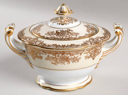 Gastonia Sugar Bowl & Lid