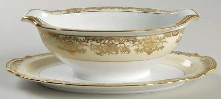 Gastonia Gravy Boat with Attached Underplate