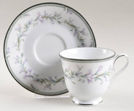 Gateway Footed Cup & Saucer Set