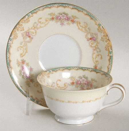 Gavotte Footed Cup & Saucer Set
