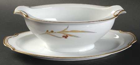 Gayle Gravy Boat with Attached Underplate