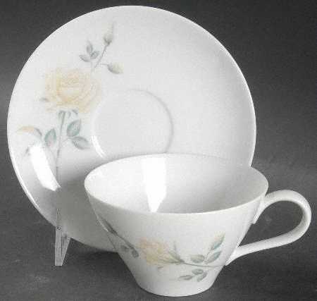 Gaynor Flat Cup & Saucer Set