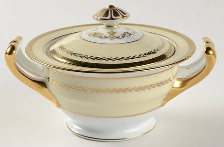 Genova Sugar Bowl & Lid