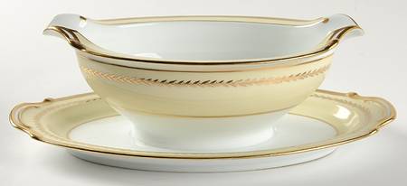 Genova Gravy Boat with Attached Underplate