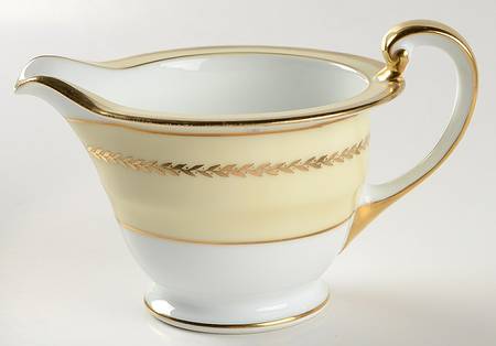 Genova Creamer