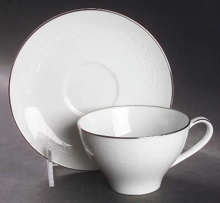 Georgian Flat Cup & Saucer Set