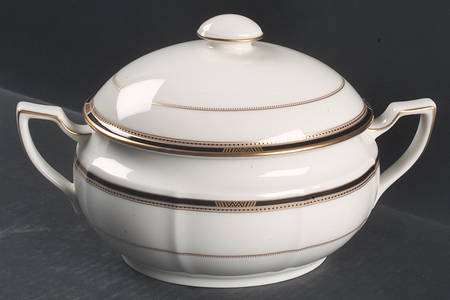 Gilded Age Oval Covered Vegetable