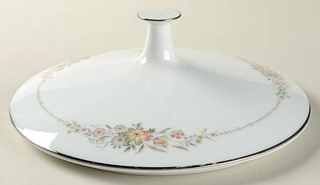 Gina Lid for Round Vegetable
