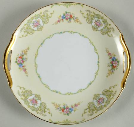Glendola Handled Cake Plate
