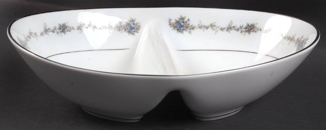 Glencoe 10" Oval Divided Vegetable Bowl