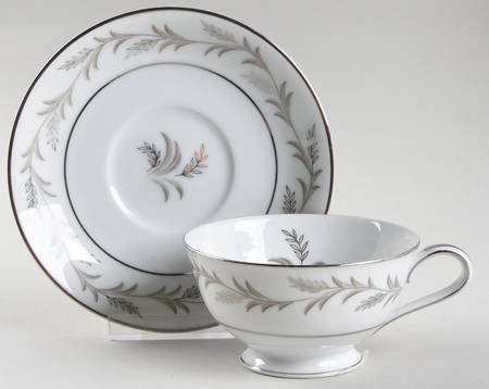 Glendon Footed Cup & Saucer Set