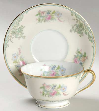 Glendon Footed Cup & Saucer Set