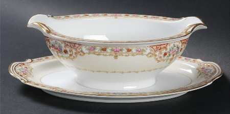 Glendale Gravy Boat with Attached Underplate