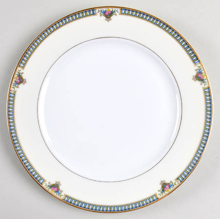 Glendive Luncheon Plate