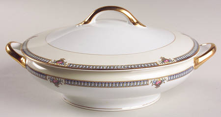 Glendive Round Covered Vegetable