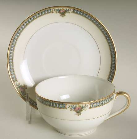Glendive Flat Cup & Saucer Set