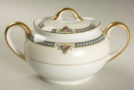 Glendive Sugar Bowl & Lid