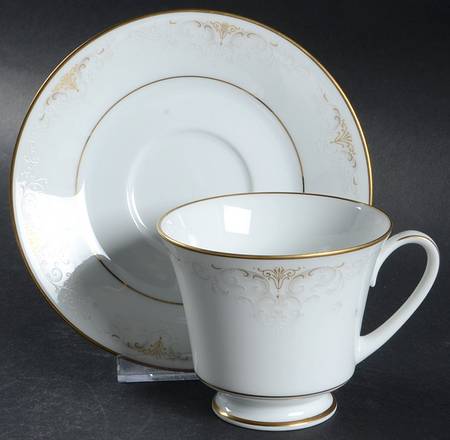 Glendola Footed Cup & Saucer Set
