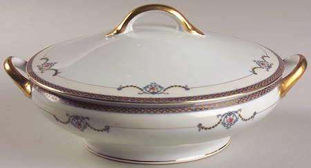 Gleneden Round Covered Vegetable