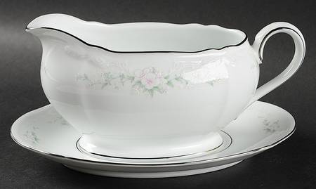 Glengarry Gravy Boat & Underplate/Relish