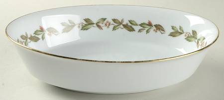 Glenleaf 9" Oval Vegetable Bowl