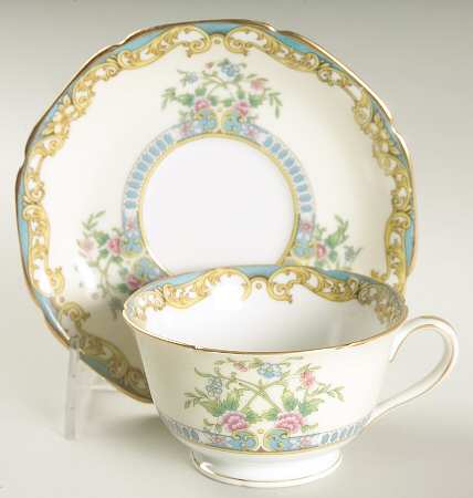 Glenlea Footed Cup & Saucer Set