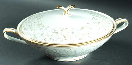 Glennis Round Covered Vegetable