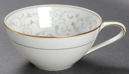 Glennis Flat Cup