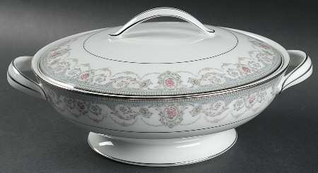 Glenville Round Covered Vegetable